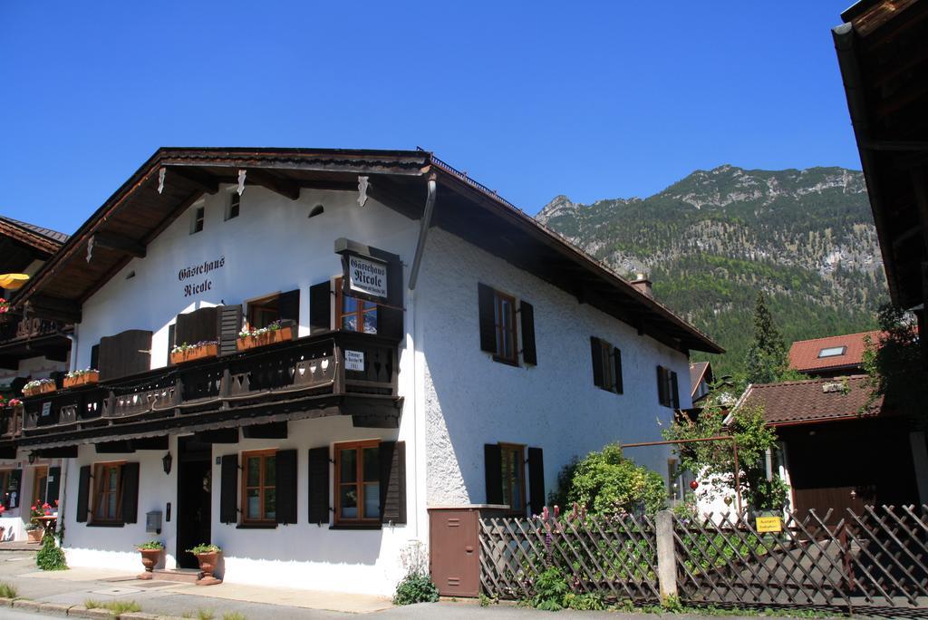 Gaestehaus Nicole Garmisch-Partenkirchen Eksteriør bilde